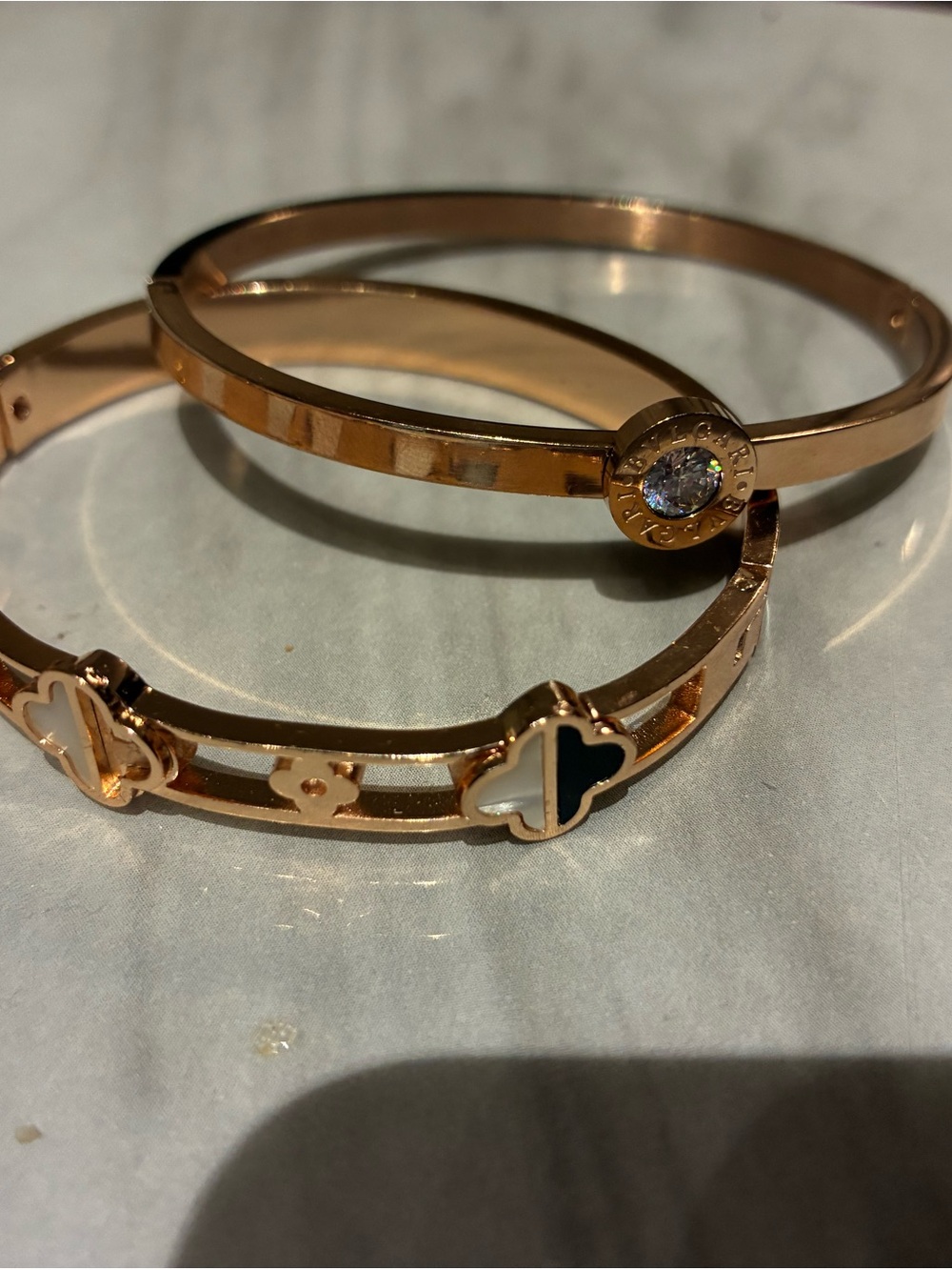 Rose Gold-Tone Women's Bangle Set with Enamel Clover Motifs